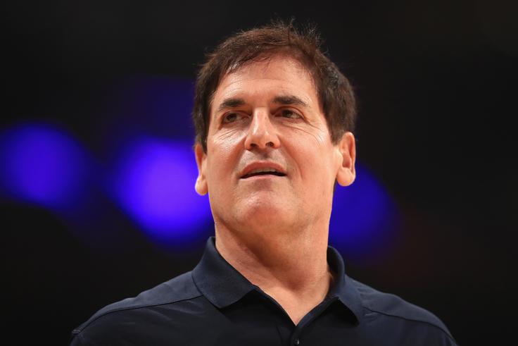"Ve, kaj se mora naučiti, da bo postal boljši," o Luki Dončiću pravi lastnik Dallasa Mark Cuban. | Foto: Getty Images