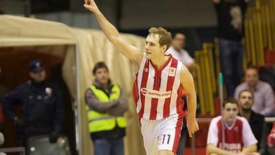 Jaka Blažič in Crvena zvezda dobila derbi proti Budućnosti v infarktni končnici