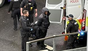 Incident na londonskem letališču: policija pridržala eno osebo #video