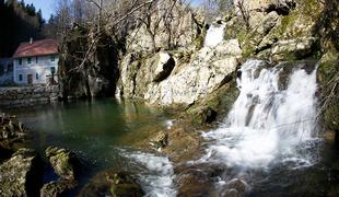 Našli smo pravi kraj za popoln odklop ob slapu pod Marofom