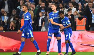 Marseille lovi vrh, oči uprte v Rennes