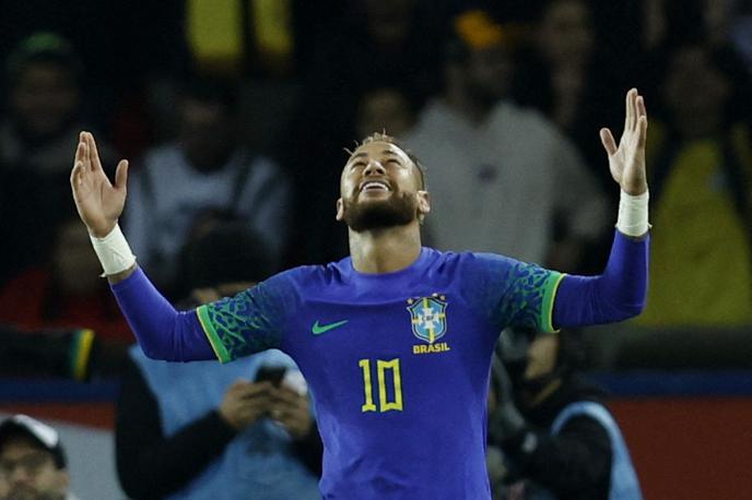 Neymar | Brazilec Neymar je na svojem "domačem dvorišču", stadionu Park princev, pomagal rojakom do visoke zmage nad Tunizijo. | Foto Reuters