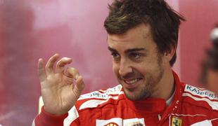 Alonso: Novinarji me tlačite v Red Bull in ne moj menedžer!