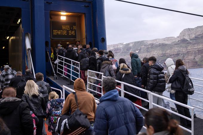 Santorini, potres, trajekt, odhod, ljudje | Foto: Reuters