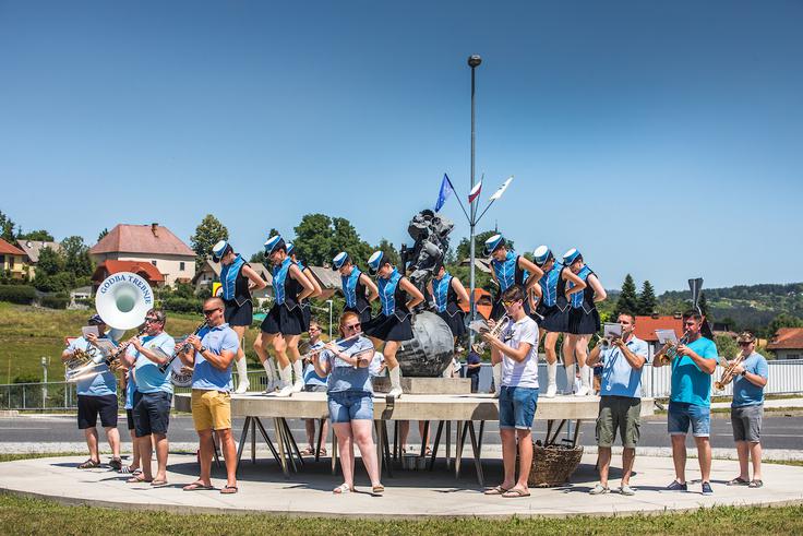 Po Sloveniji 5. etapa 2022 navijači | Foto: Matic Klanšek Velej/Sportida
