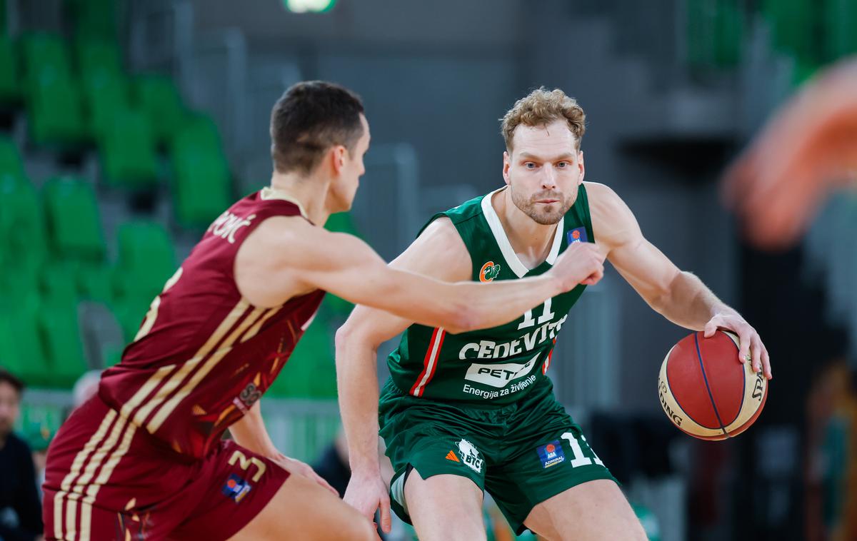 Cedevita Olimpija : FMP Jaka Blažič | Cedevita Olimpija je visoko nadigrala FMP. | Foto Aleš Fevžer