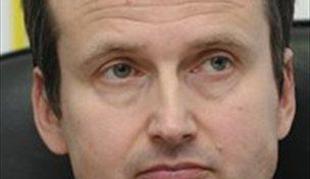 Kar polovica od šest tisoč kilometrov državnih cest je v slabem stanju