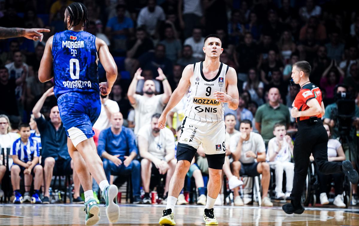 Budućnost Partizan | Partizan je še dobro minuto pred koncem rednega dela zaostajal za osem točk, a na koncu vendarle zmagal. | Foto Dragana Stjepanović/ABA