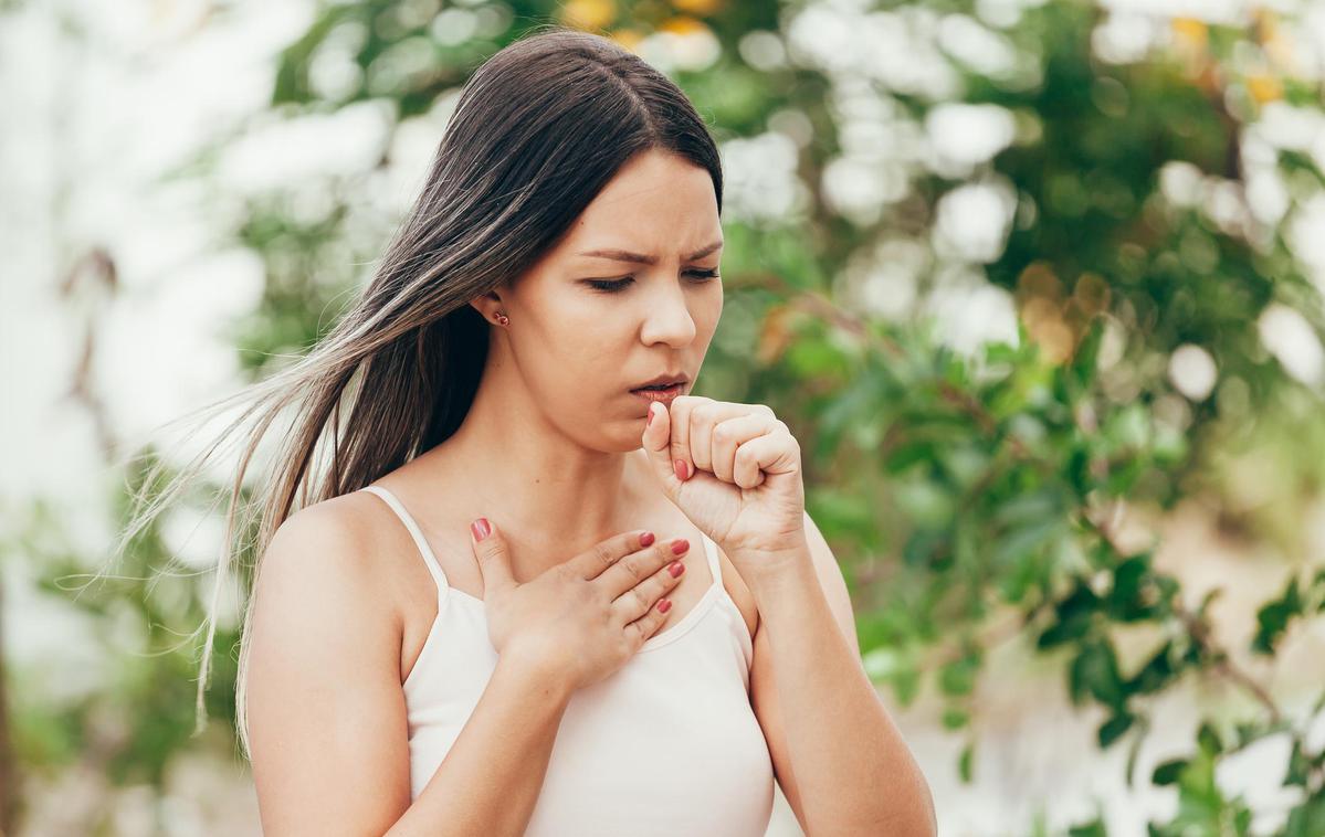 Alergija | Sezonska alergija se lahko kaže s kašljem in oteženim dihanjem. | Foto Getty Images