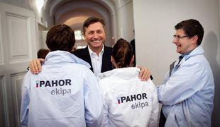 Pahor gleda na uro: pet do dvanajstih je!