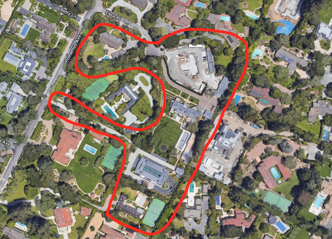 Megalomansko posestvo Jana Kouma v Athertonu, ki velja za najbogatejšo "poštno številko" v ZDA. Atherton je sicer del večjega okrožja San Mateo. Kliknite na fotografijo za povezavo do zemljevida. | Foto: Matic Tomšič / Google Zemljevidi