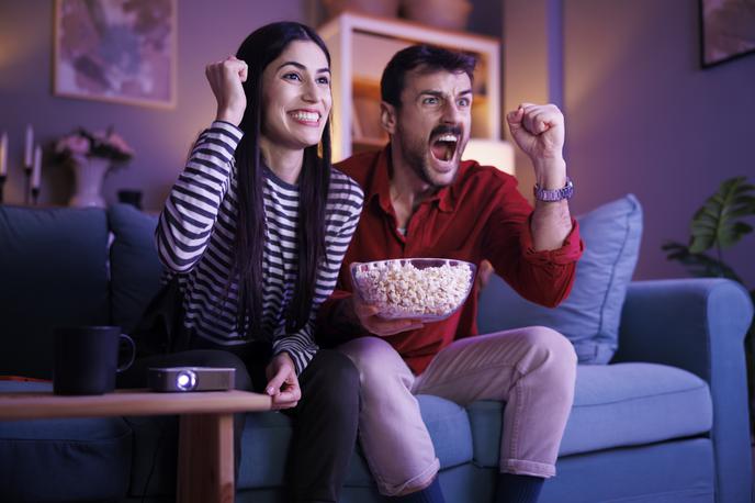 gledanje tekme, tekma, navijanje | Foto Shutterstock