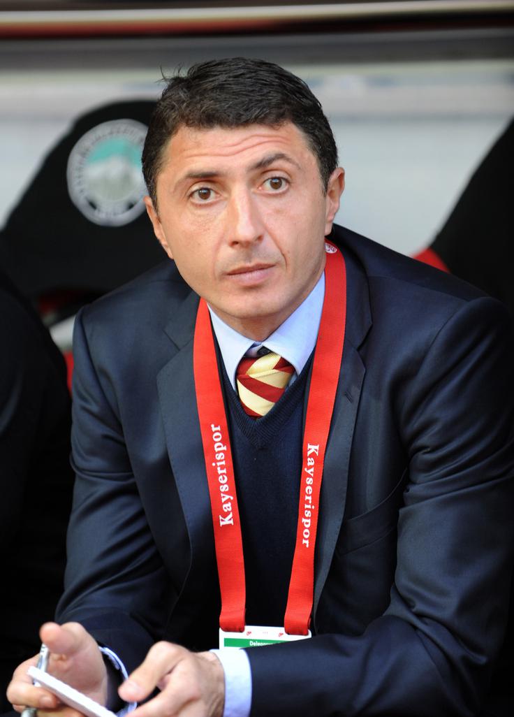 Trener Maccabija je Shota Arveladze. | Foto: 