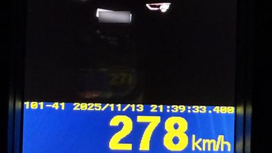 Najvišjo dovoljeno hitrost prekoračil za 168 kilometrov na uro