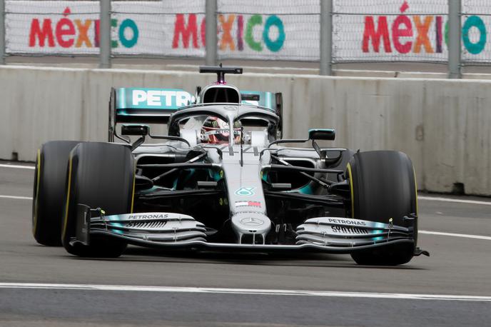 Lewis Hamilton | Lewis Hamilton je odlično začel odisejado v Mehiki. | Foto Reuters