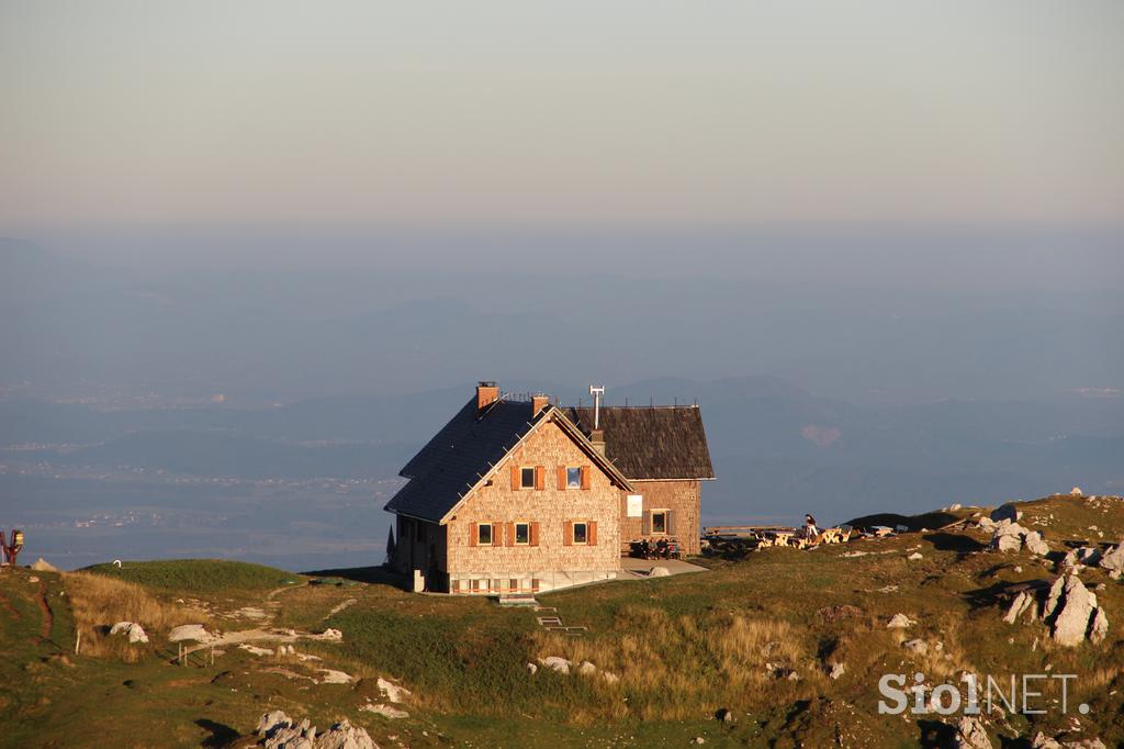 Krekova koča na Ratitovcu