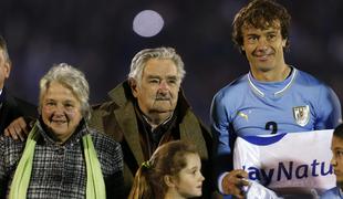 Urugvajski predsednik obtožil Fifo: To je kazen proti vsem našim navijačem