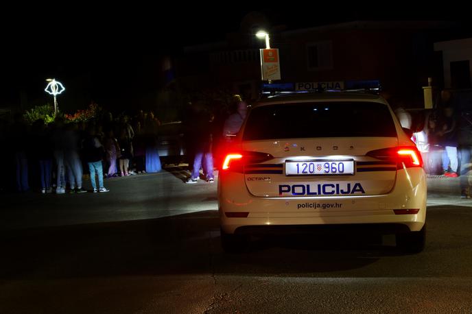 Split, policija, Hrvaška | Zaradi suma dvojnega umora na kraju dogodka poteka preiskava in kriminalistična preiskava. | Foto Shutterstock