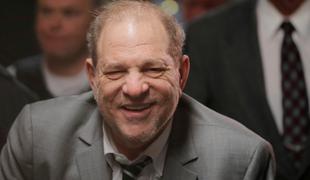 Spolni predator Weinstein v zaporu deležen posebne obravnave #video