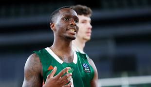 Umoja Gibson: Prijateljem v ZDA vedno razlagam, da sem v državi Luke Dončića
