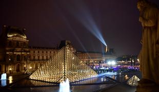 Sloviti pariški muzej bo srečnežu omogočil, da bo preživel noč ob Moni Lizi