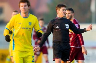 Domžalčani in Koprčani začudeni. Zakaj so prejeli ukor, če ni bilo sodnikov?