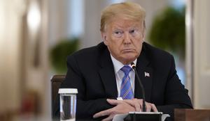 Trump stopil v bran mladoletniku, ki je v Kenoshi ubil dva protestnika