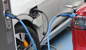 Bodo v Nemčiji izklapljali električne polnilnice in toplotne črpalke?