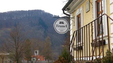 Gostilna Francl: pojedina v knežjem predmestju
