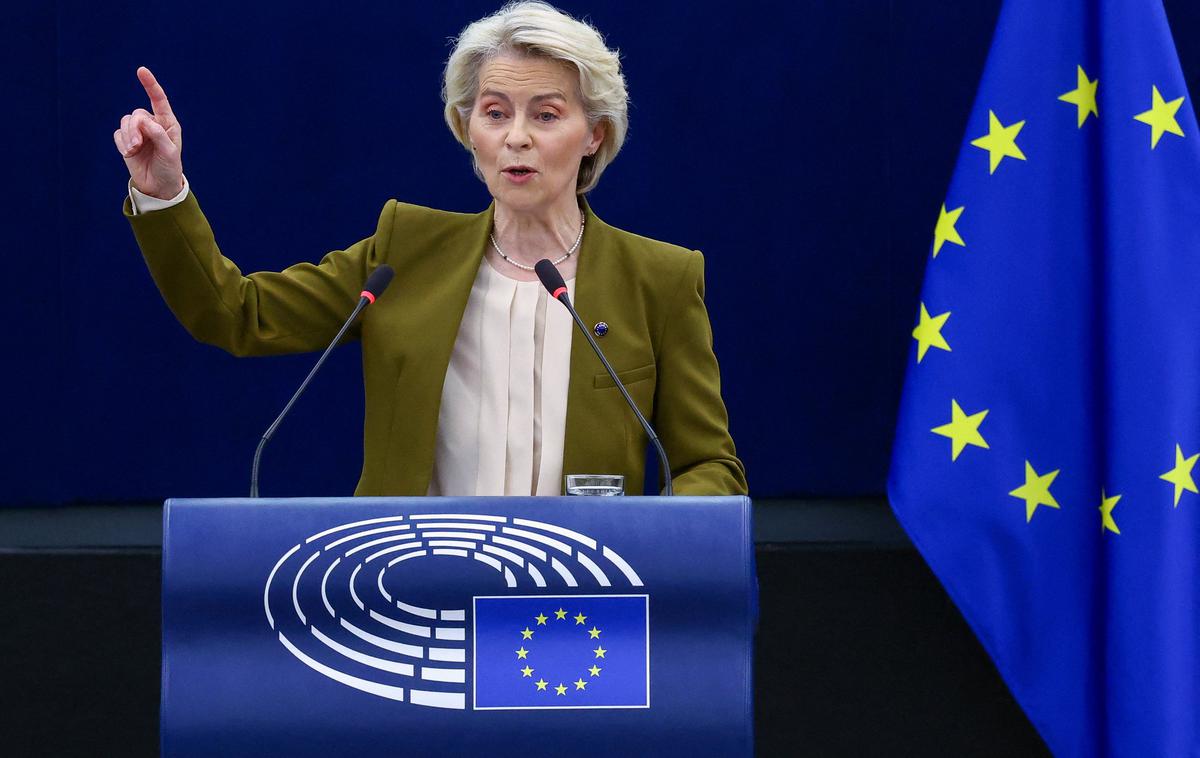 Ursula von der Leyen, Evropska komisija | EU želi z novim paketom ukrepov še okrepiti pritisk na Rusijo, ki kljub mirovnim prizadevanjem ameriškega predsednika Donalda Trumpa nadaljuje silovite napade na Ukrajino. | Foto Reuters