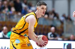 Vito Kučić izenačil neverjetni rekord Stephena Curryja #video