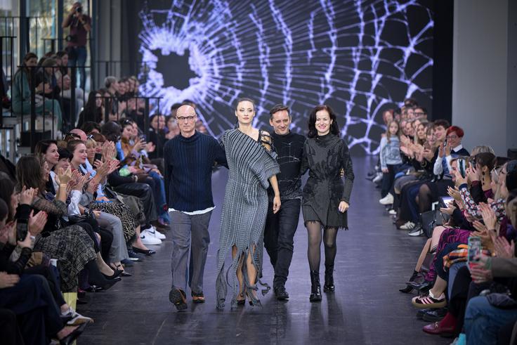 Urška in Tomaž Draž pletilsko zgodbo pišeta že več kot 35 let. | Foto: Jure Makovec