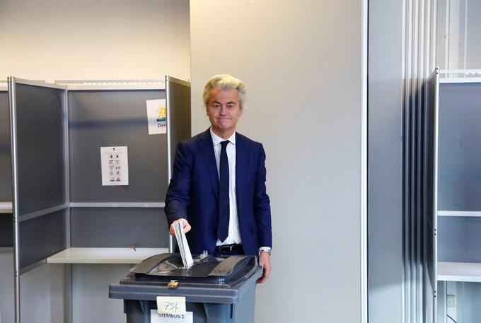 Še pred tedni so Geertu Wildersu ankete napovedovale prvo mesto, a je nato prednost do volitev skopnela. Tudi visoka volilna udeležba ni bila voda na njegov mlin. | Foto: Reuters