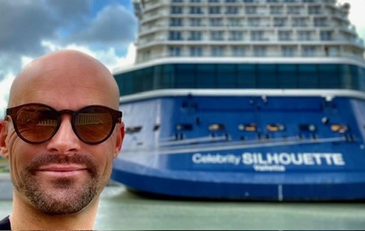 Žiga Puconja križarka | Žiga Puconja je 40-letni Ljubljančan, ki že enajst let dela na turističnih križarkah. Tam vodi trgovino z dragimi kamni.  | Foto Osebni arhiv