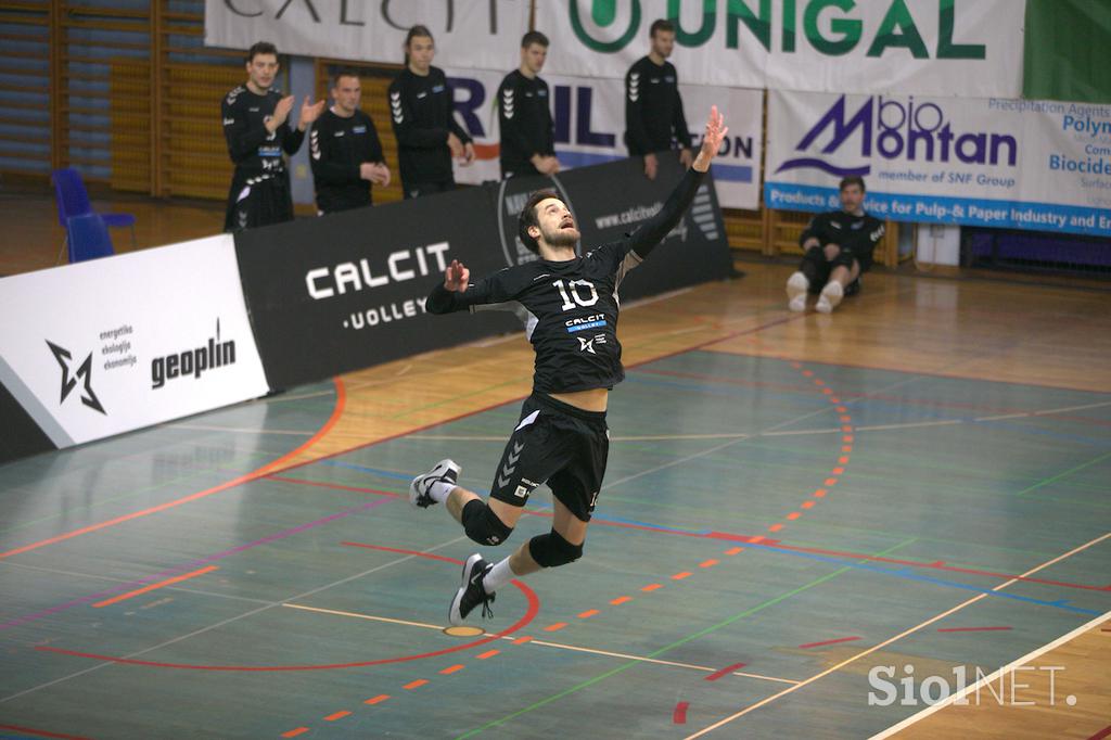 Calcit Volley ACH Volley