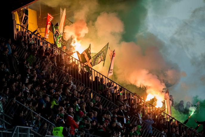 Šok terapija ni pomagala, Olimpija še tretjič zapored na kolenih #foto