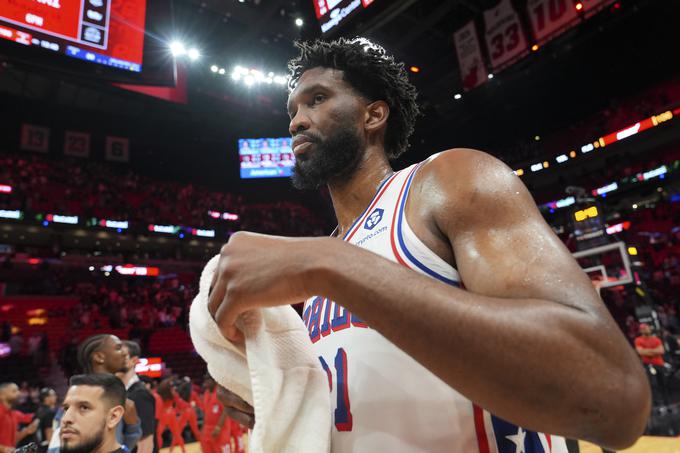 Joel Embiid ni imel svojega večera. | Foto: Guliverimage