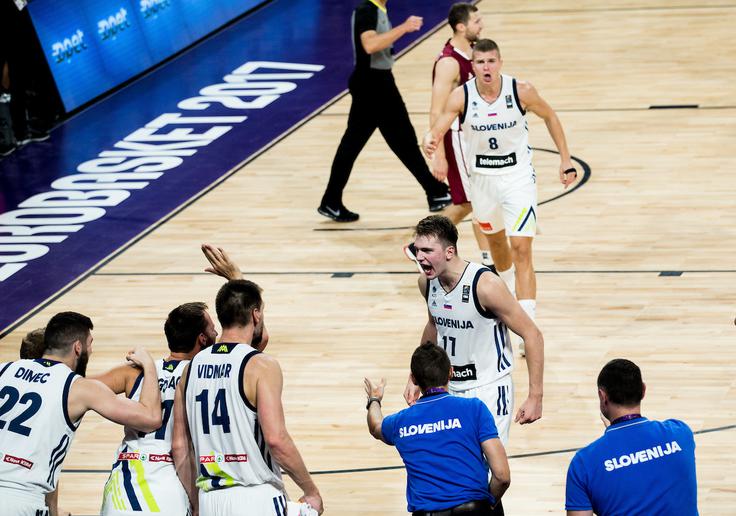 Na igrišču je neverjeten, sicer pa še velik otrok, poudarja Goran Dragić | Foto: Vid Ponikvar