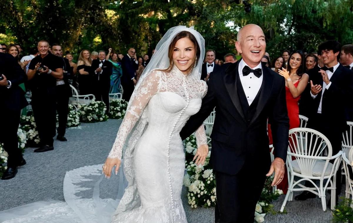 Jeff Bezos in Lauren Sanchez | Foto Reuters