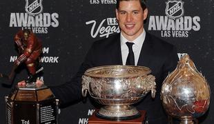 Crosby veliki zmagovalec nagrad lige NHL, pred Kopitarjem le Bergeron  