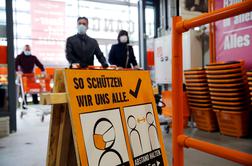 V Avstriji od petka spet obvezne zaščitne maske