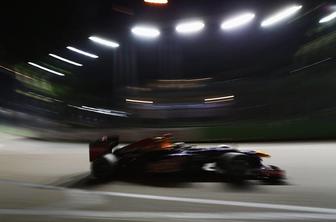 Buttnov strah upravičen - Vettel spet najhitrejši