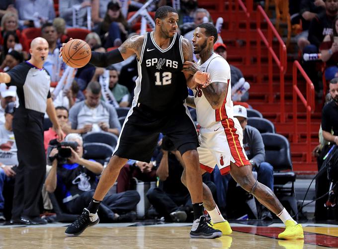 LaMarcus Aldridge je k zmagi Spursov prispeval 31 točk. | Foto: Getty Images