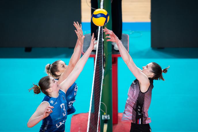 OTP banka Branik : GEN-I Volley | Derbi vodilnih klubov je pripadel Novogoričankam. | Foto Jure Banfi