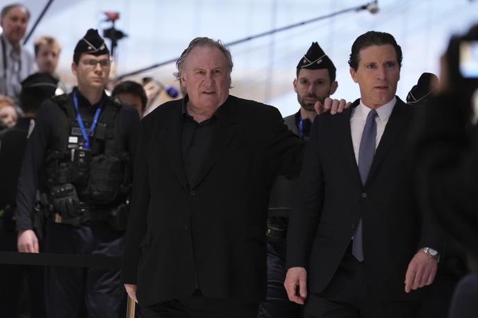 Gerard Depardieu | Tako je Gerard Depardieu z odvetnikom prišel na sodišče. | Foto Guliverimage