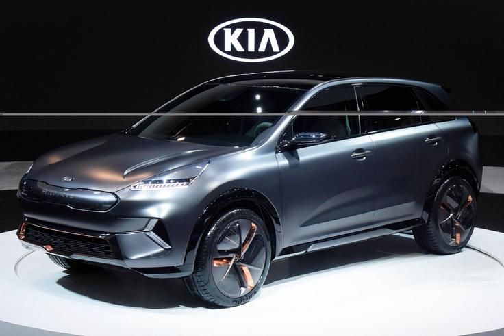 Futuristično oblikovan koncept napoveduje začetek nove dobe, ki bo do leta 2025 prinesla 16 novih elektrificiranih modelov. | Foto: Kia