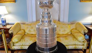 Sveti gral lige NHL tudi letos ne bo šel v Rusijo