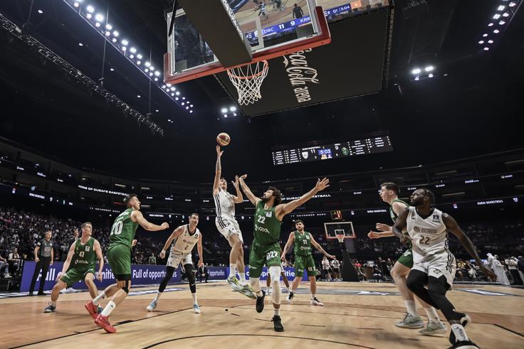 BC Dubai Krka Krka je v Dubaju ob polčasu zaostala samo za sedem točk (45:38). | Foto: BC Dubai