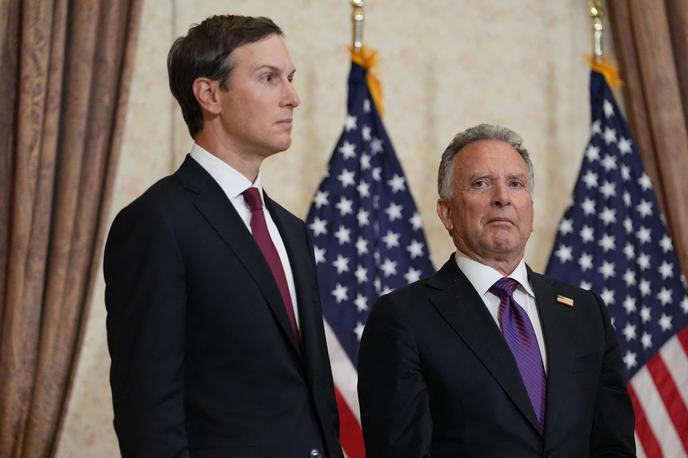 Jared Kushner in Steve Witkoff | Trumpova odposlanca Jared Kushner (levo) in Steve Witkoff bosta predvidoma v soboto na obisku v Moskvi, v nedeljo pa v Kijevu. | Foto Reuters