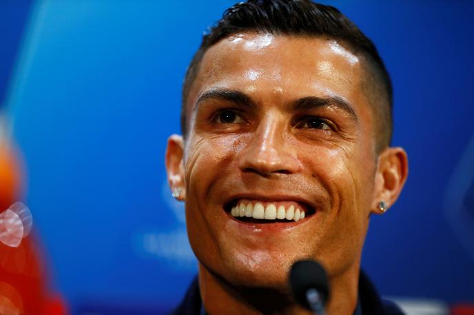 Cristiano Ronaldo | Cristiano Ronaldo se bo danes predstavil na štadionu, ki ga pozna kot lastno dlan. | Foto Reuters
